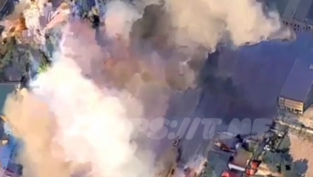 RUSKI ISKANDERI GAĐALI MESTO ISTOVARA UKRAJINSKOG VOJNOG VOZA Oklopna vozila lete u vazduh (VIDEO)