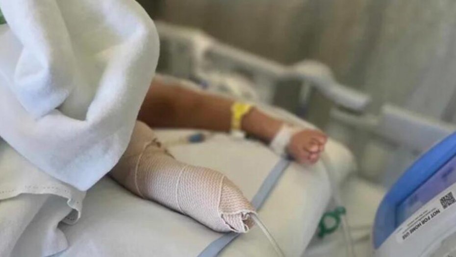 UŽAS U VRTIĆU! Dečak teško povređen nakon što ga je pregazila kosilica!