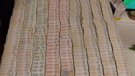 DOLIJALA OPASNA EKIPA Menjala kodove dobitka na kladionici pa njeni saučesnici podigli oko pet miliona dinara