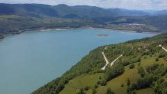 OTKRIVENO KO JE STRADAO NA ZLATARSKOM JEZERU Krenuo do prijatelja, pa mu našli prevrnut čamac