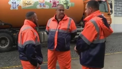 OGLASILI SE HEROJI "ČISTOĆE" O KOJIMA PRIČA CELA SRBIJA Izvlačili su dame u nevolji, ko zna šta bi bilo bez njih! (VIDEO)