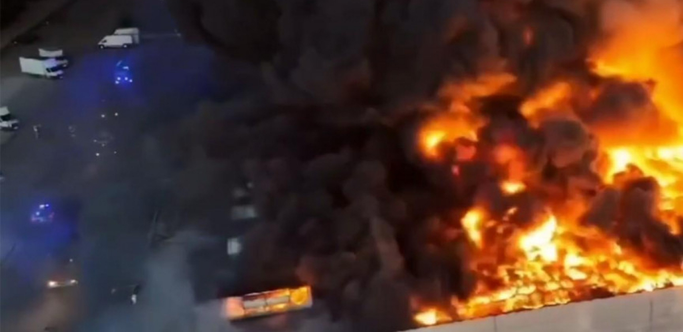 VATRA STIGLA DO KUĆA, TURISTI BEŽE Veliki požar buknuo u Hrvatskoj, proširio se u sekundi (VIDEO/FOTO)