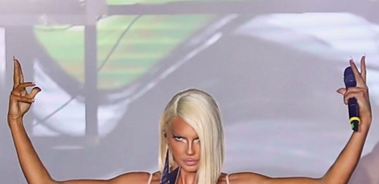 POČISTILA MLAĐU GENERACIJU Jelena Karleuša spektaklom oborila sopstveni rekord!