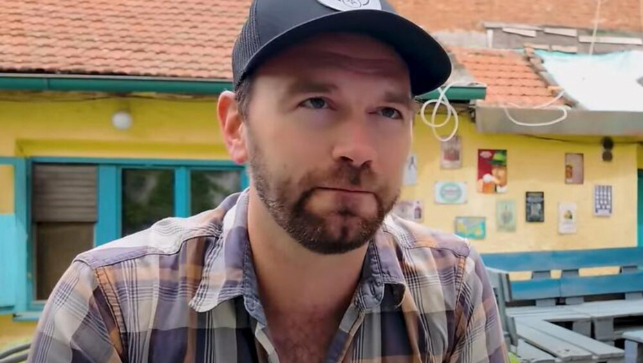 AMERIKANAC POSTAJE SRPSKI ZET! Preselio se u Srbiju, pa otkrio šta ga izluđuje: Kad mu neko priđe i kaže OVO, beži kao đavo od krsta! (VIDEO)