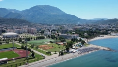 ŽENA IZ SRBIJE UHAPŠENA U BARU Napravila štetu od 60.000 evra!