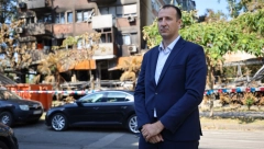 SPAS JE U OSIGURANJU, A POLISA JEDINI LEK Zahvaljujući brzoj proceni štete od strane „Dunava“, porodica čiji je stan potpuno uništen obeštećena za 48 sati