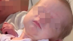 BEBA KOJA JE NASMEJALA PREKO 21 MILION GLEDALACA Pogledajte kako je uspela da smiri brata blizanca, ovo samo deca mogu