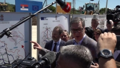 DOMAĆA FIRMA GLAVNI IZVOĐAČ RADOVA Vučić za Alo!: Srećan sam što su oni dobili posao, radili su izuzetno na deonici Novi Sad - Subotica (VIDEO)