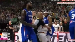 HAOS NA PRIJATELJSKOJ UTAKMICI Tuča između Nemaca i Francuza, Lesor pomagao da se sve smiri (VIDEO)