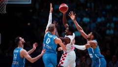 HRVATI NEĆE VIDETI LIL I OI Moćna Grčka sa Janisom preslišala "kockaste"