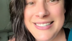ODVELA ĆERKU KOD DRUGARICE DA SE IGRAJU, A ONDA USLEDIO ŠOK Njena mama joj poslala CENOVNIK za boravak u njihovoj kući (VIDEO)