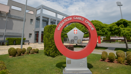 NEMA FUDBALA U SUBOTU FSS odložio sve utakmice Superlige i Prve lige Srbije zbog tragedije u Novom Sadu