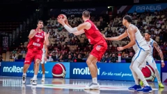 SKANDAL NAD SKANDALIMA Pijani Šarić i Zubac se tukli u baru, krvava kolena, javnost U ŠOKU (VIDEO)