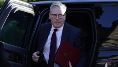 STARMER SE RAZLETEO PO OSTRVU Novi premijer Britanije krenuo u nemoguću misiju