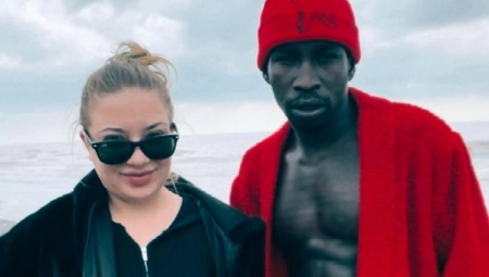 KRISTINA JE SVE OSTAVILA I UDALA SE ZA AFRIKANCA Reakcije ljudi su surove: ''Ne znam šta vidi na njemu, ali...''