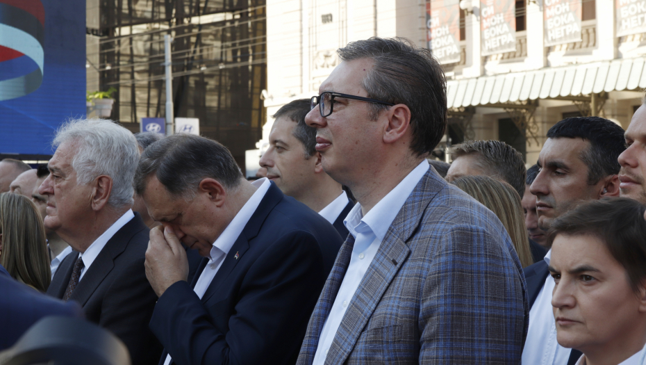HRVATI BLJUJU VATRU Očajni su što Srbija, mirno i poštujući međunarodno pravo, stoji uz svoj narod