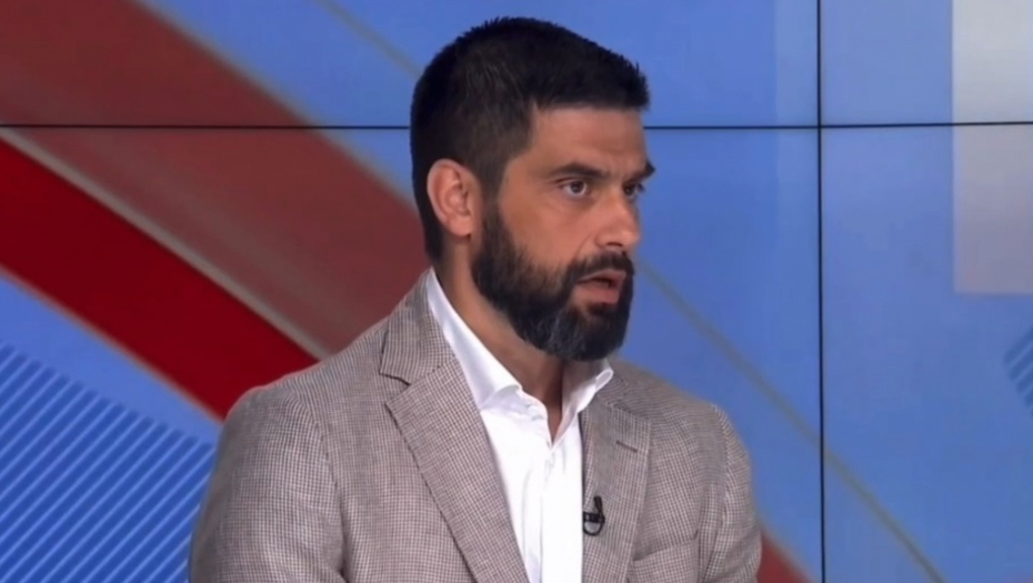 “MOGU GLAVE DA POČNU DA PADAJU”: Ideolog opozicije ne zna da li je iskopavanje litijuma štetno, ali priziva “Arapsko proleće” u Srbiji! (VIDEO)