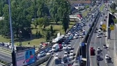 OVO SU DVE KRITIČNE TAČKE U BEOGRADU OVOG JUTRA! Na drugim saobraćajnicama nema gužvi, lako prohodna čak i Gazela