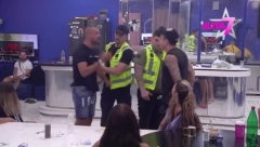 ŽESTOK OKRŠAJ TERZE I UROŠA! Vanredno stanje u Eliti, obezbeđenje momentalno uletelo!