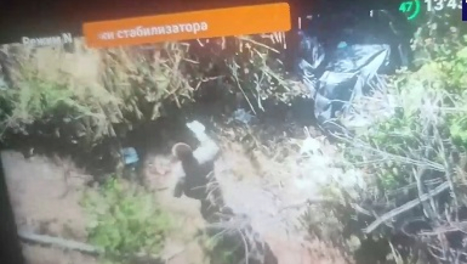 "NAŠI SU NAS GAĐALI IZ MINOBACAČA" Neverovatan snimak predaje ukrajinskih vojnika - ruski dron im spasao živote! (VIDEO)