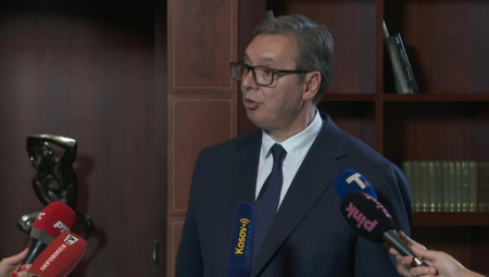 VUČIĆ O NAORUŽAVANJU SRBIJE Svi se naoružavaju, šta da radimo, da čekamo da nas neko zgazi?
