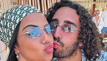 KAKAV IMIDŽ Kukurelja ispunio obećanje i napravio totalni haos sa kosom (FOTO)