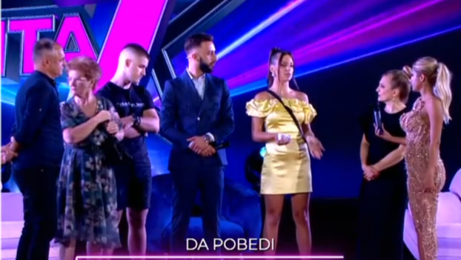 OVAKO JE PROTEKAO MIONIN SUSRET SA RODITELJIMA NAKON JAVNE SVAĐE Priznala šta je morala da gleda, ovako su pokušali da je odvrate od Ša!