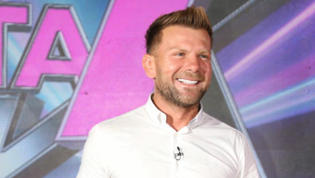 STANISLAV U KREVETU SA MAJINOM PRIJATELJICOM Pojavio se snimak, Marinkovićeva sa njom prekinula svaki kontakt