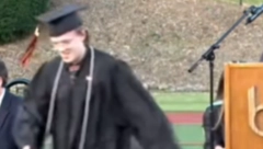 OGLASILA SE SREDNJA ŠKOLA U KOJU JE IŠAO KRUKS Osvanuo snimak na društvenim mrežama, ovako je izgledao tri godine pre napada (FOTO/VIDEO)