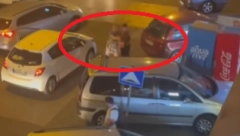 SNIMLJENA ŽESTOKA MAKLJAŽA NA NOVOM BEOGRADU Dve žene se šutirale i udarale (VIDEO)