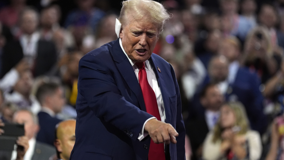 PREOKRET! DONALD TRAMP MLAĐI: Atentat trajno promenio mog oca i njegovu politiku!