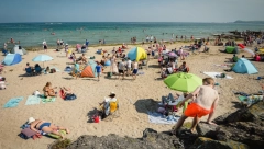 ŠTA TREBA HITNO URADITI AKO VAM UKRADU PASOŠ NA LETOVANJU?! Ove dve stvari su ključ problema - držite ih u KOFERU!