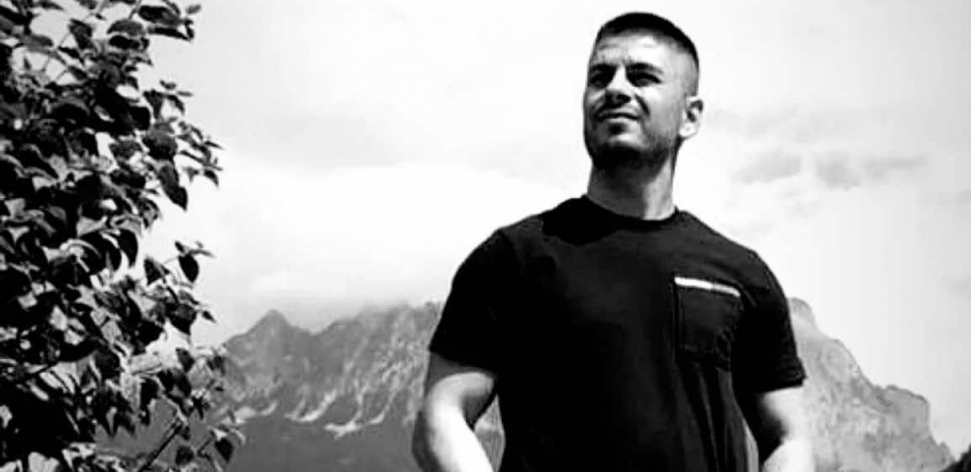 PITANJE SESTRE UBIJENOG POLICAJCA UPUĆENO DAČIĆU TERA SUZE NA OČI  Ona bi tako, a oni slave njegovu smrt!