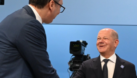 OVOM LUDILU NEMA KRAJA Bošnjaci umislili da Nemačka vodi kampanju protiv njih zbog Srbije