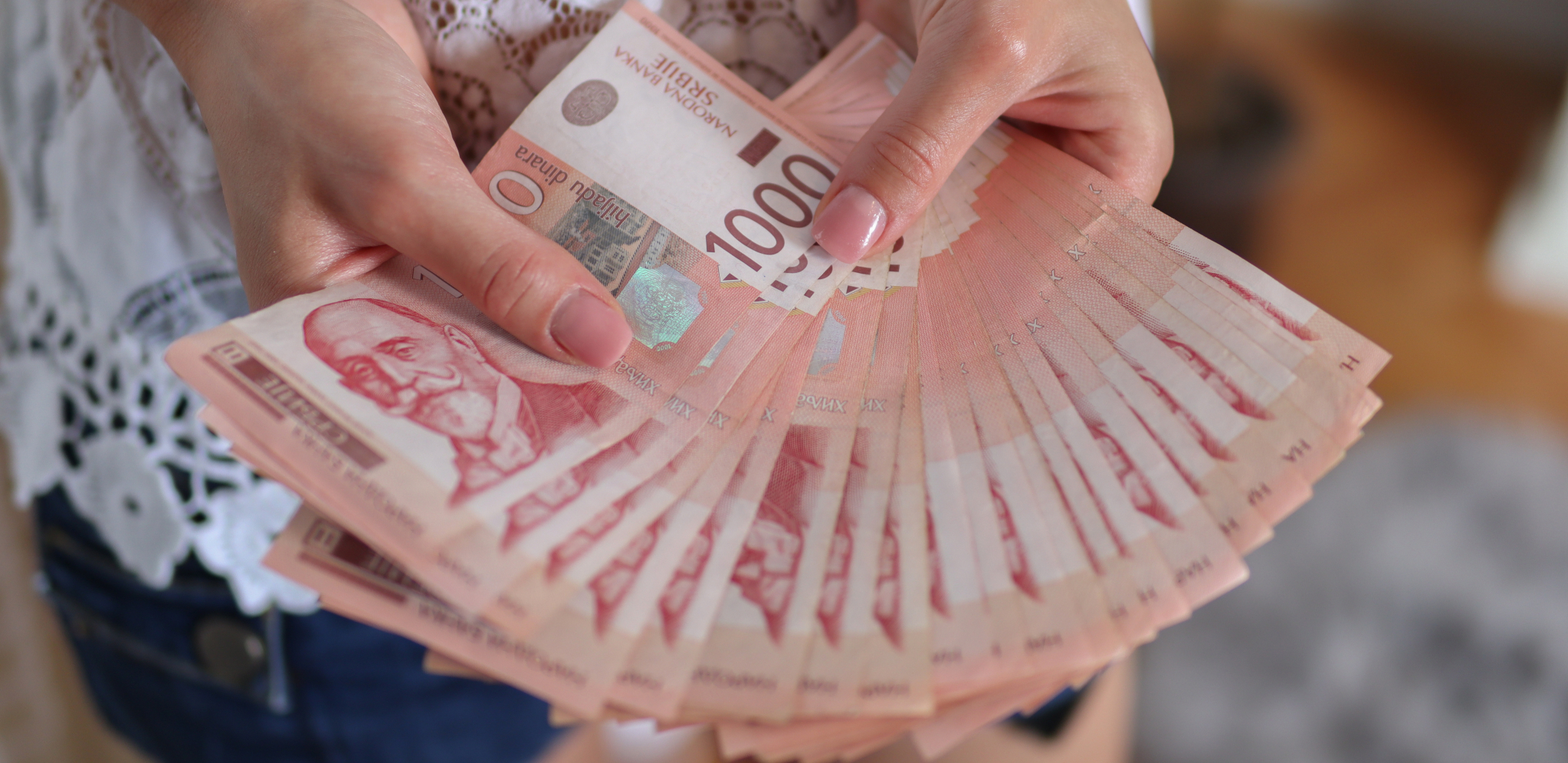 NOVAC LEŽE NA RAČUNE Nastavlja se isplata penzija, evo kada stižu pare