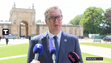 ZA 3 DANA MAJKE I DECA U NARODNOM FRONTU DOBIĆE KLIMA-UREĐAJE Vučić: Nemam problem sa tim da im još jednom budem kriv