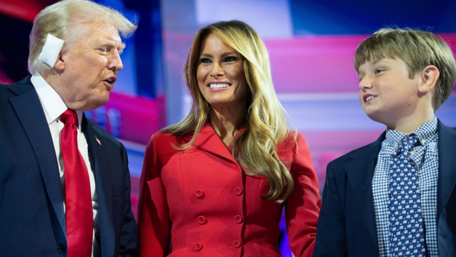 UDARAC ISPOD POJASA! Trampovi protivnici objavili eksplicitne fotografije Melanije Tramp (FOTO)