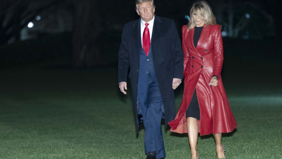 SESTRA MELANIJE TRAMP OBJAVILA FOTOGRAFIJE IZ PROŠLOSTI Otkriva nepoznate trenutke iz mladosti: Stare slike pre plastičnih operacija