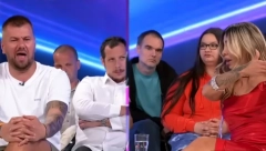 NEVIĐENI SKANDAL NA PINKU U PROGRAMU UŽIVO! Sestra Aneli Ahmić se uključila u emisiju i žestoko izvređala Janjuša: "Ti si beskućnik i ološ!"
