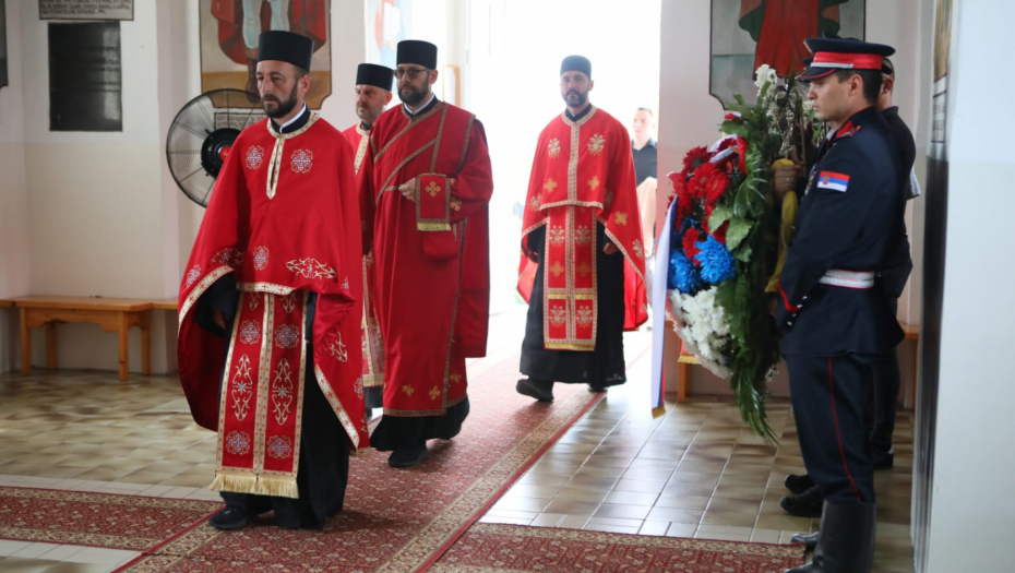 POTRESAN GOVOR U CRKVI Pucnji u Nikolu i Vjekoslava su pucnji u sve nas