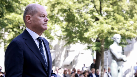 KIJEV ĆE PRENETI SVOJ MIROVNI PLAN MOSKVI Šolc bi mogao da ima ključnu ulogu