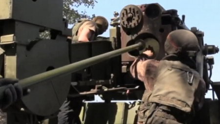 RUSKE HAUBICE U MISIJI "OTKRIJ I UNIŠTI" Razbijena grupa Ukrajinaca na pravcu Južnog Donjecka (VIDEO)