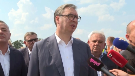 ZVICERU, MIRNOM RUKOM I OŠTRIM OKOM GAĐAJ PRVO U ČELO Novi BOLESNI pozivi na ubistvo predsednika Vučića!
