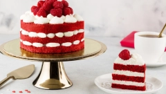 TORTA CRVENI BARŠUN Raskošna poslastica fenomenalnog ukusa za sve svečane prilike