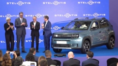 OBELEŽENA USPEŠNA PREKRETNICA U KRAGUJEVCU Stelantisov projekat u Srbiji naglašava važnu transformaciju industrije!