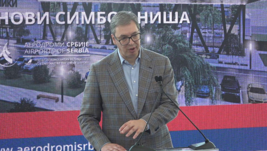 VUČIĆ SVEČANO OTVORIO NOVU TERMINALNU ZGRADU NA AERODROMU "KONSTANTIN VELIKI" Predsednik poručio: Nastavićemo da ulažemo!