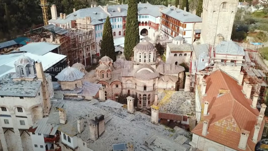 SVEŠTENICI SA SVETE GORE SPREMAJU MOLOTOVLJEVE KOKTELE ZA GRČKE SPECIJALCE! Otkriveni šokantni detalji opsade svetogorskog manastira!