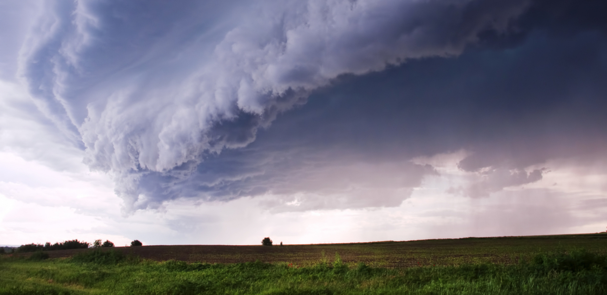 EVROPA SE SPREMA ZA STRAŠNU KATASTROFU Meteorolozi hitno reagovali: "Stvara se olujni ćelijski oblak..."