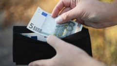 PROVERITE, MOŽDA STE SE "PREKO NOĆI" OBOGATILI! Ove novčanice od 5 evra, vrede čak 500, evo kako ćete ih prepoznati