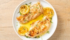 PILETINA SA LIMUNOM Recept glumice Dženifer Garner za sočno jelo zapalio mreže, a uspeva svima